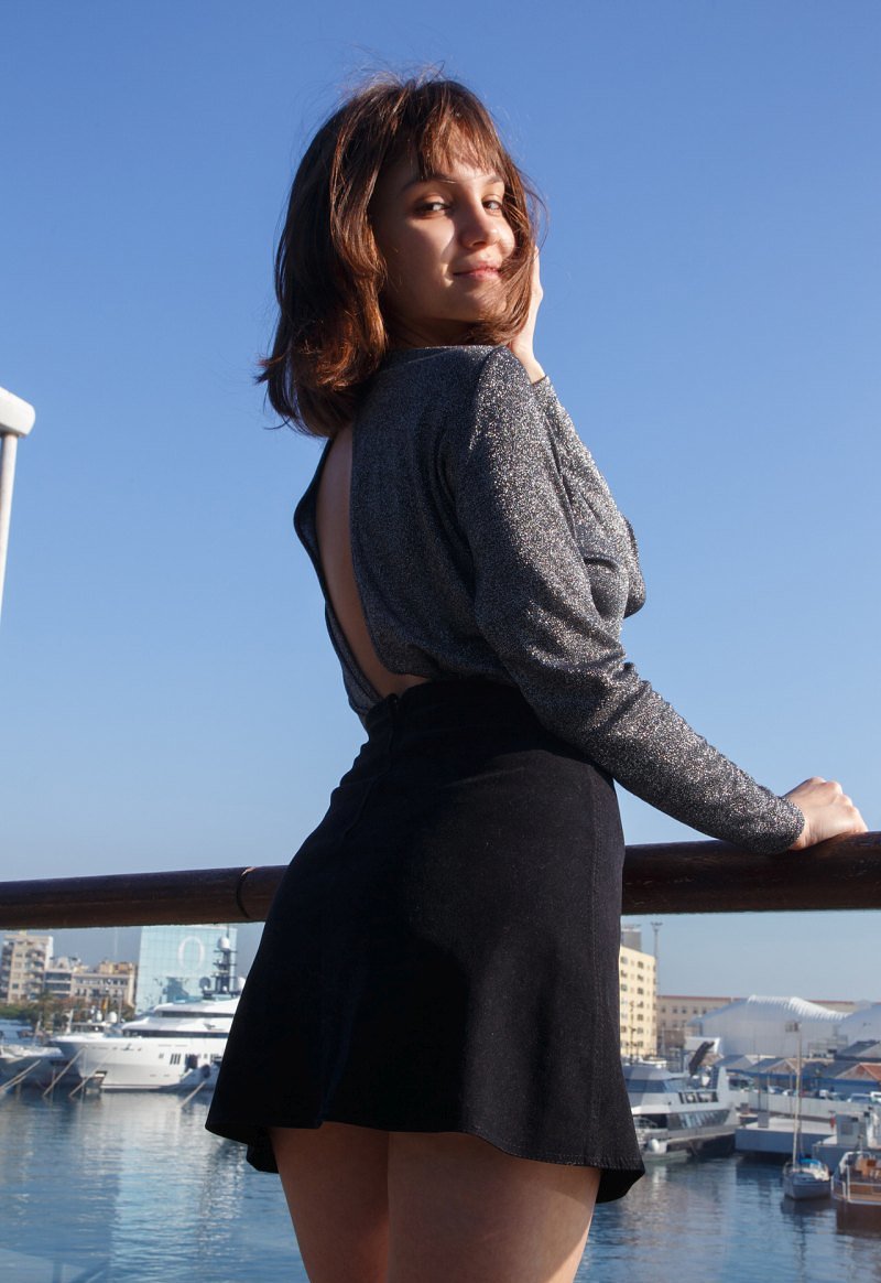 Оксана, 19 лет, 1 размер груди